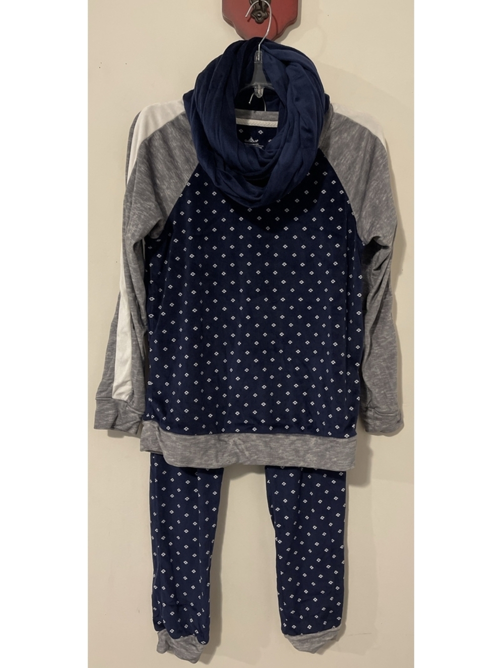 Cuddl Duds Womens Small Blue Soft Lounge Set - Shirt, Joggers, Scarf! A4177